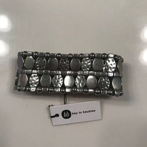 NWT Bay to Baubles Bracelet